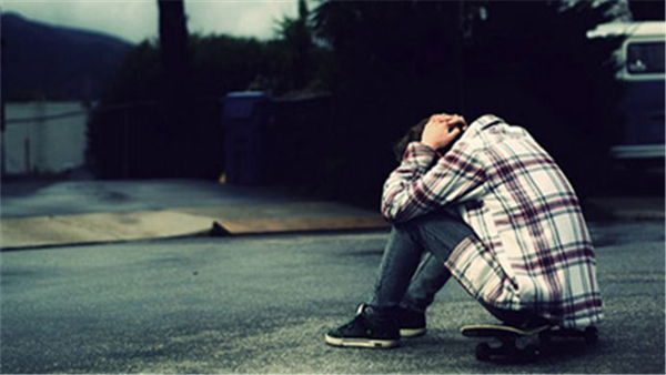 美華裔開(kāi)餐館卻遭合伙人刁難 按時(shí)上班卻變免費(fèi)打工