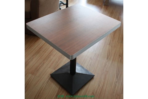 客廳家具怎樣調(diào)配？