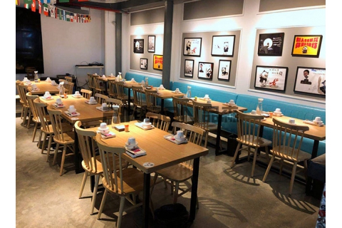 火鍋?zhàn)罏槭裁催x大理石火鍋?zhàn)?><div><h3>火鍋?zhàn)罏槭裁催x大理石火鍋?zhàn)?/h3><p>到過(guò)很多火鍋店就餐，發(fā)現(xiàn)大部分店鋪都會(huì)選擇大理石火鍋?zhàn)?。其?shí)可以作為火鍋?zhàn)赖牟馁|(zhì)有很多，比如石英石、木質(zhì)等等，為什么大家會(huì)不約而同的選擇大理石材質(zhì)呢？這與大理石材...</p><p>2019-11-13</p></div></a></li><li><a href=