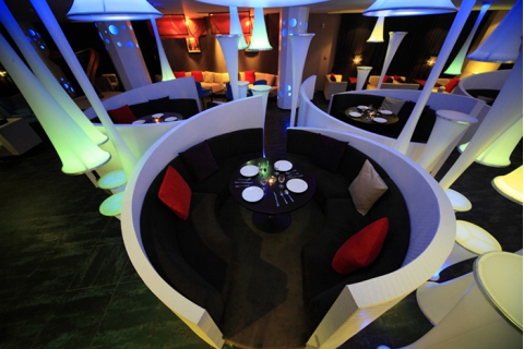 定制咖啡廳桌椅注意事項！